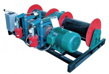 雙卷筒卷揚機涂油效果圖